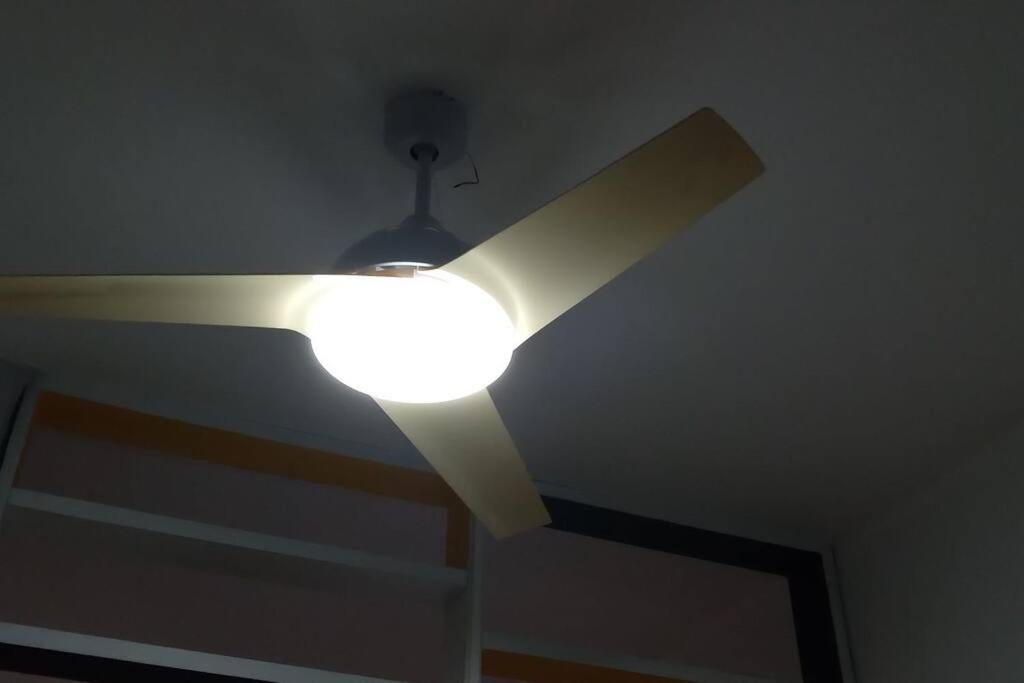 Apartamento Linda Kitnet Em Laranjeiras / Rj