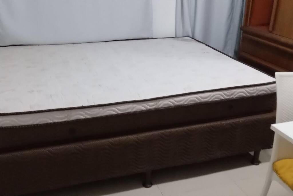 Linda Kitnet Em Laranjeiras / Rj *